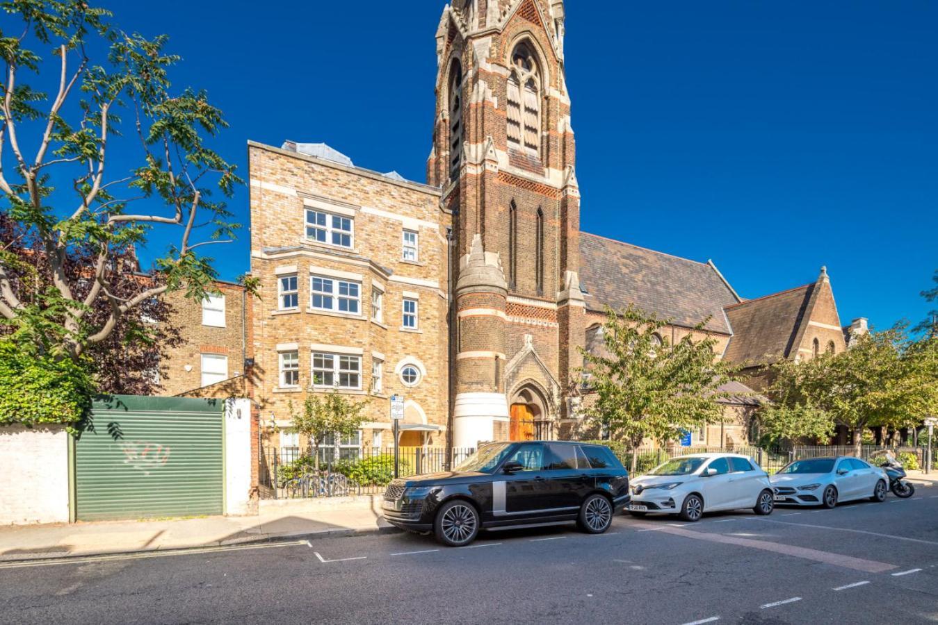 Luxury 1 Bed Apt Sleeps 5, Barons Court 5M To Tube Лондон Екстериор снимка